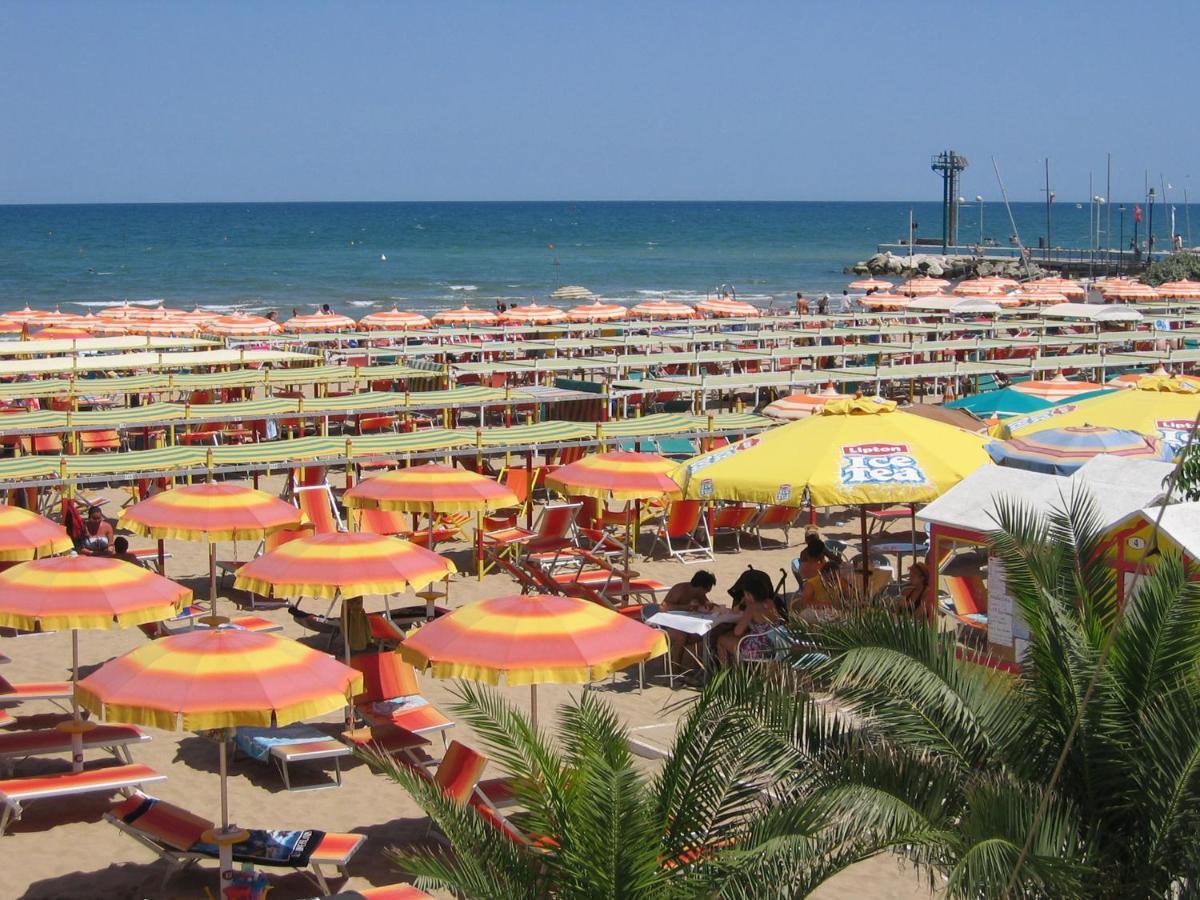 Hotel La Residenza Riccione Zewnętrze zdjęcie