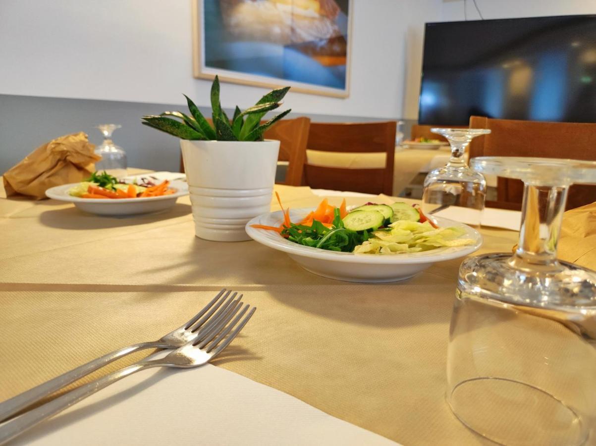 Hotel La Residenza Riccione Zewnętrze zdjęcie